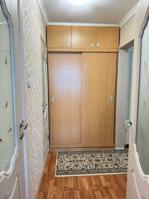 9 мкр, квартира 2 ком. 52 кв