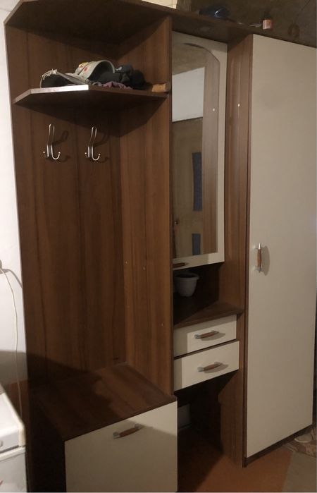 Продам прихожую