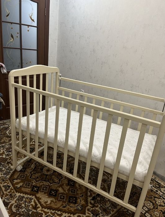 Детская кроватка