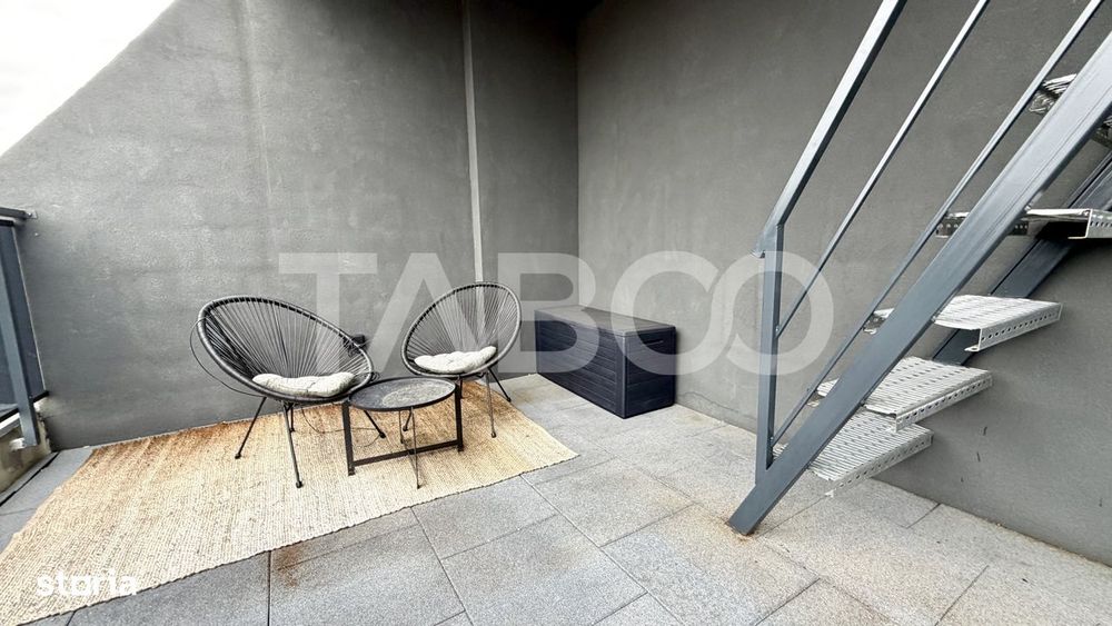 Penthouse panoramic de vanzare la cheie cu terasa de 40 mp Floresti