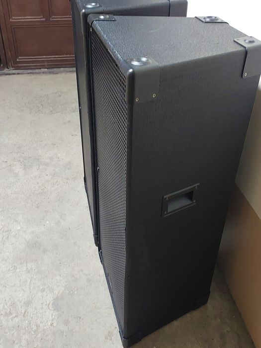 Фирминый калонка продам новый звук  мошный