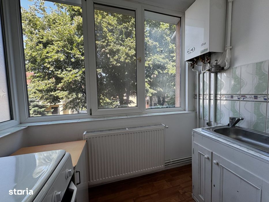 Apartament cu 2 camere ideal pentru studenti, in Complexul Studentesc