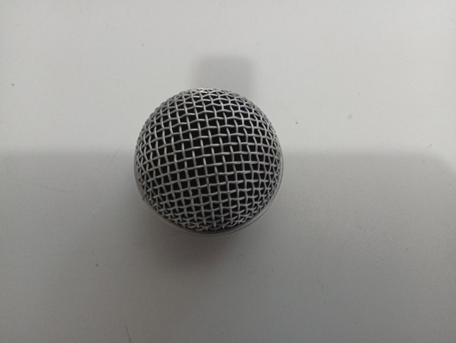 Site,grile microfon beta 58 și SM 58