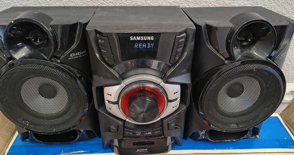 Музыкальный центр Самсунг Bluetooth CD USB DVD