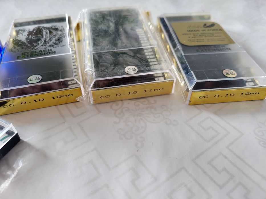 Продам для ресниц