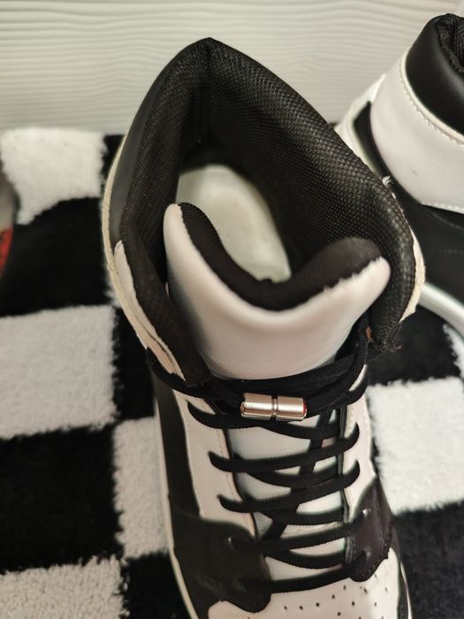 Adidași baschet marimea 39