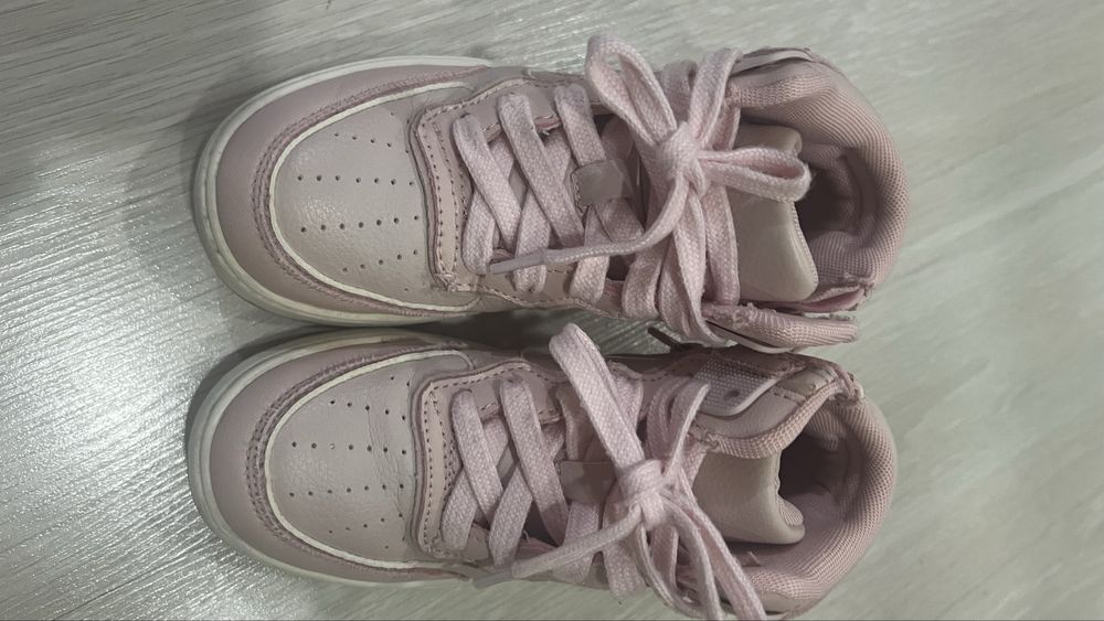 Ботиночки для девочек Zara размер 29