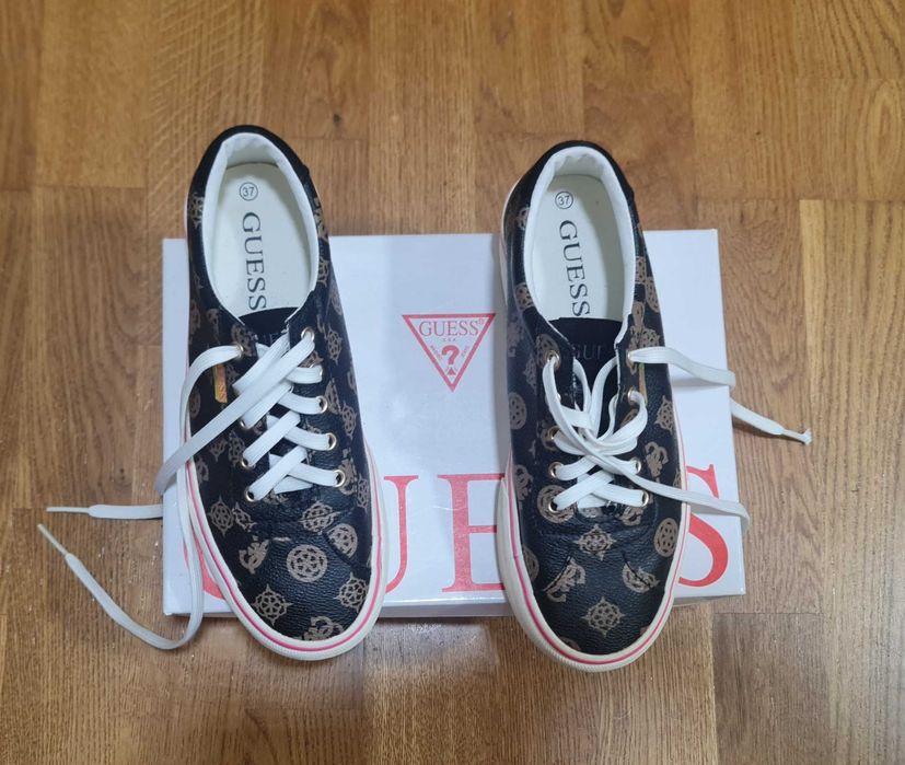 Sneakers Guess, mar 37, st impecabila