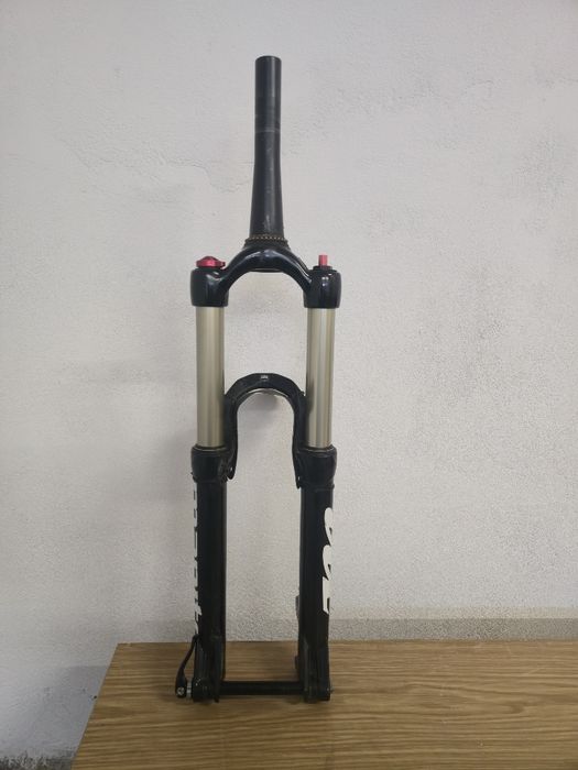 Въздушна вилка Manitou mars air 140mm 26"