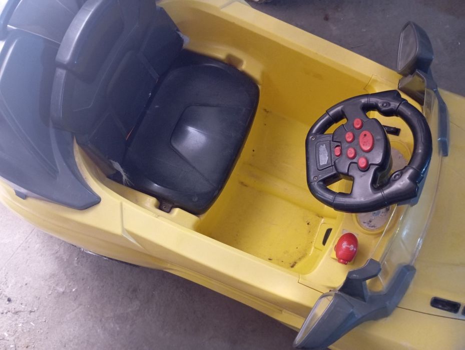 Продаётся детская машинка