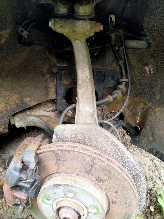 Fuzeta față Audi A4 b8