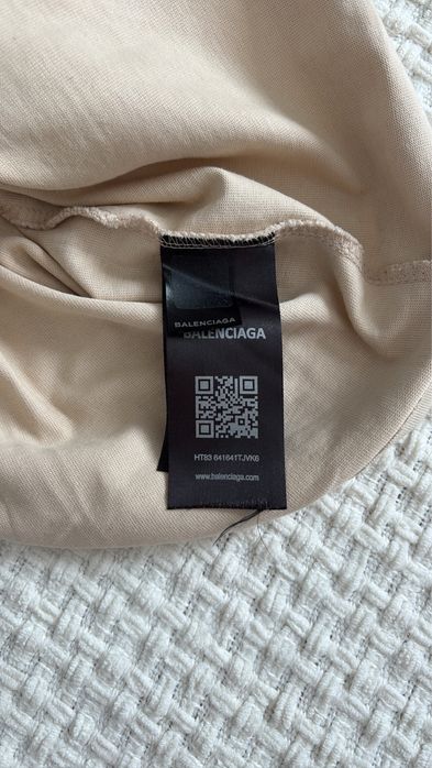 Tricou balenciaga
