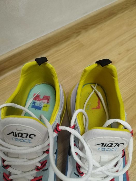 Adidasi Nike Air