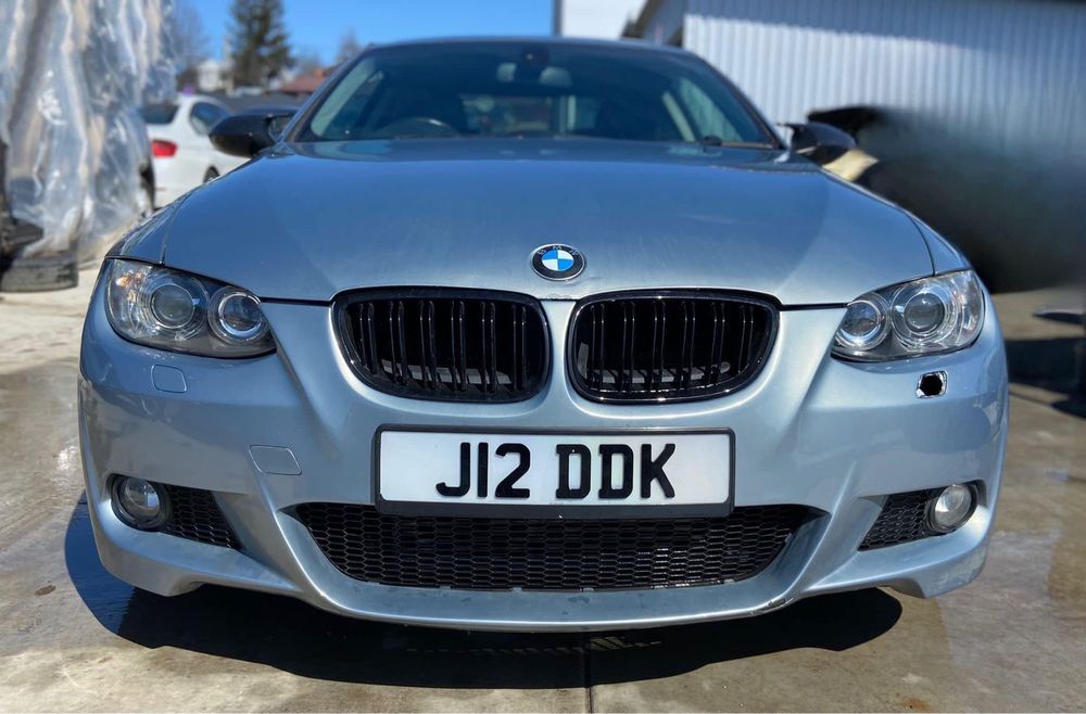 Dezmembrez BMW 335d E92 Biturbo 286cp,M Pack,NAVI,Hi-Fi,volan M padele