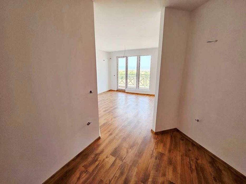 Продава се Едностаен апартамент в к.к. Слънчев бряг - 49 кв.м за 878 €/кв.м - Снимка #1