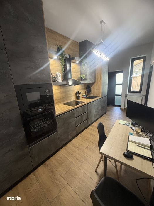 Studio renovat integral in Centrul Vechi Brasov |