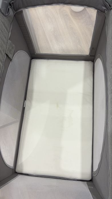 Кровать-манеж Joie Kubbie Sleep