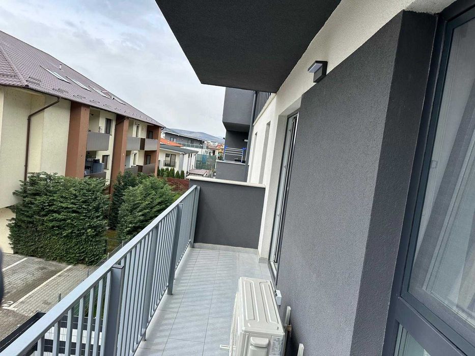 Închiriez apartament 2 camere + parcare subterana