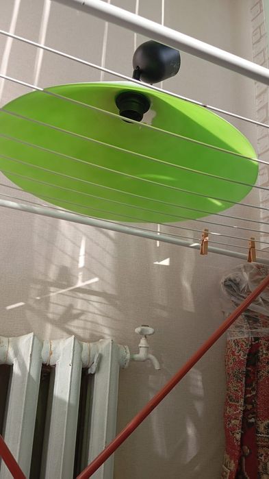 Продам люстры б/у.