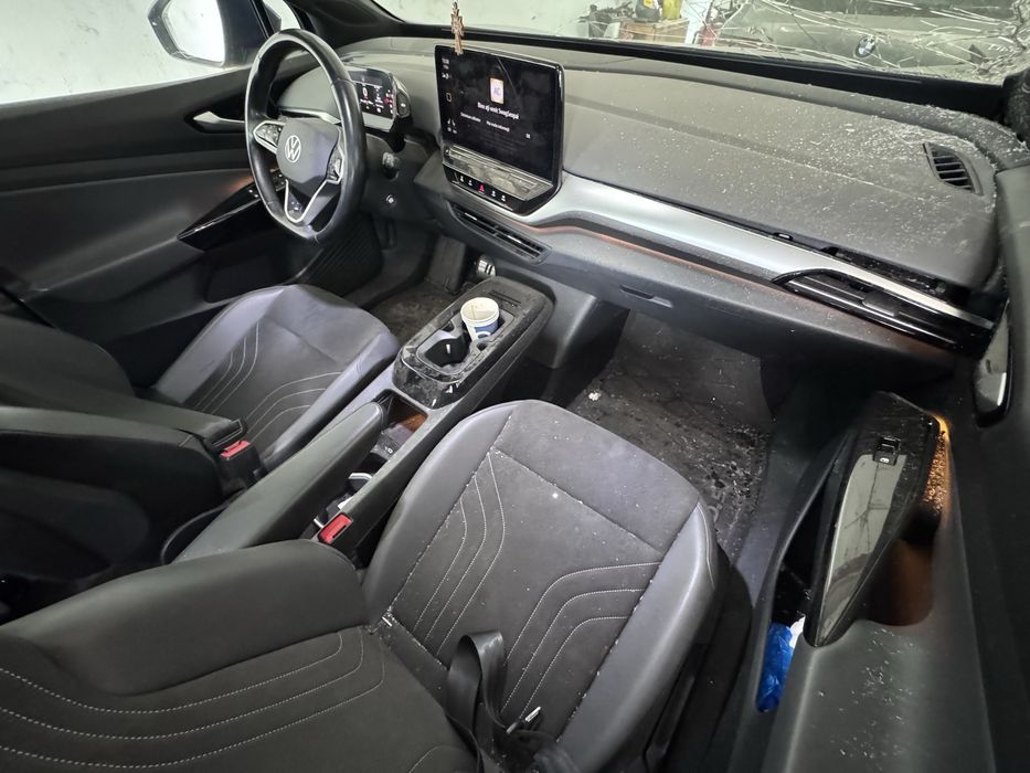 VW ID5 Pro 204 CP avariat