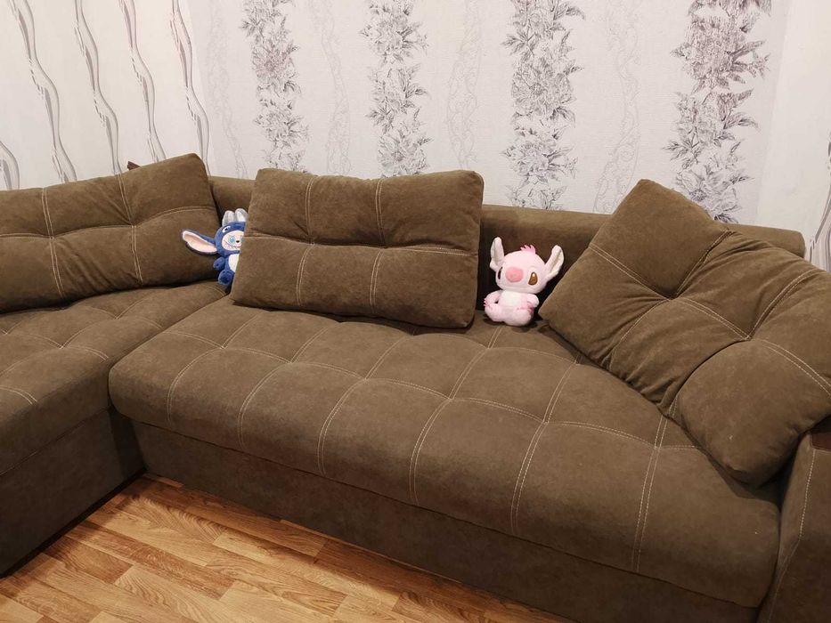 Срочно продам новый диван