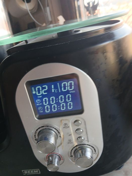 мултифункционален кухненски робот Beem Thermostar Mixx & Cook.