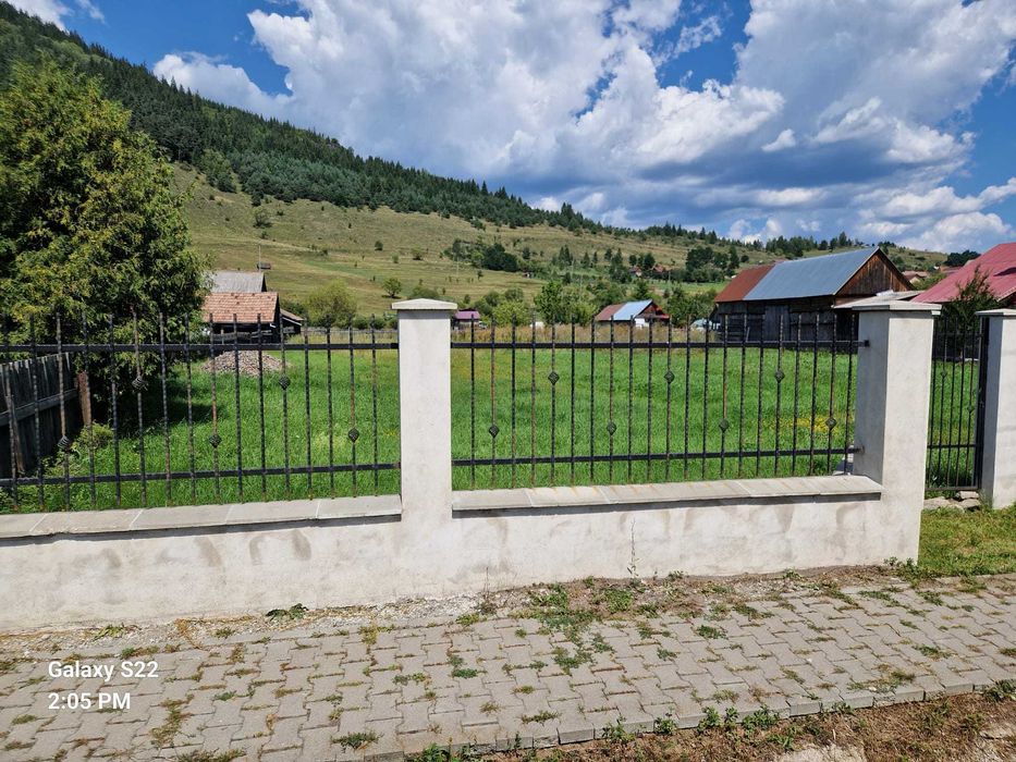 Teren de vanzare