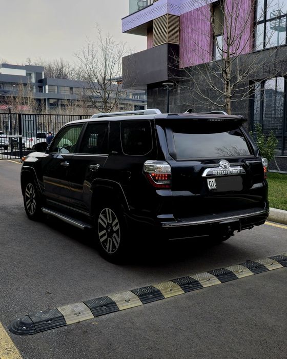 Toyota 4 runner  4 лит.