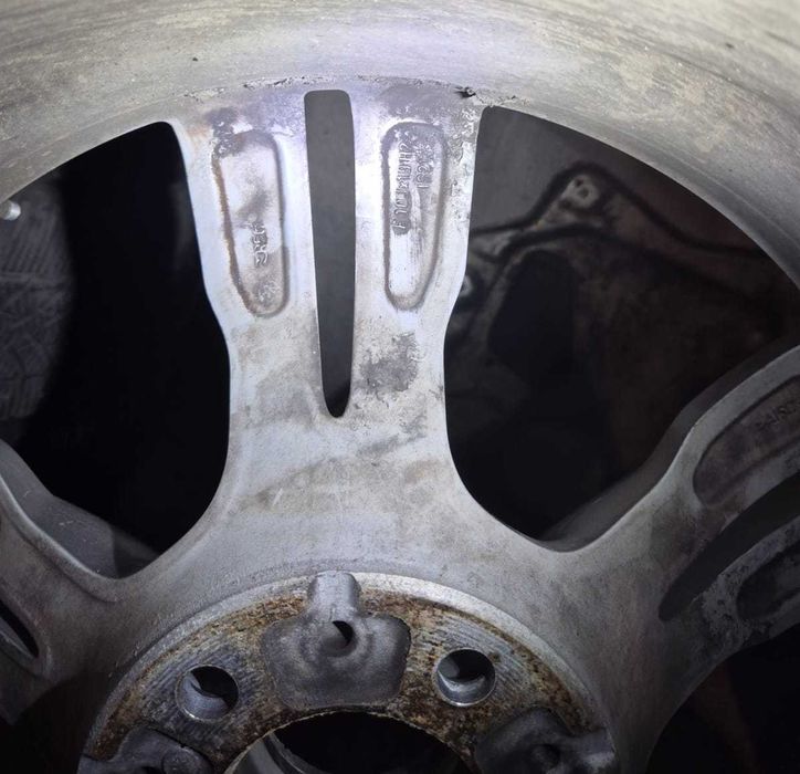 Roti complete R19 jante originale OEM BMW X5 F15 R19 M Style 467 M 19'' in doua dimensiuni fata 255/50/R19 spate  285/45/R19