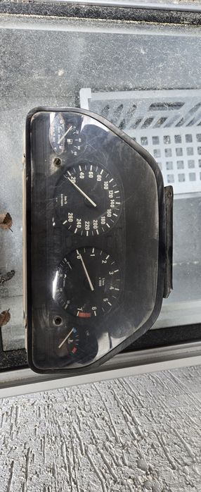 Щиток приборов bmw e34;e32