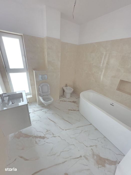 Vila 5 camere 3 bai P+1E +Mansardă teren 300 mp.Măgurele-Ilfov
