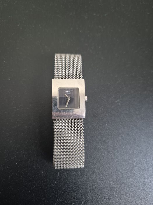 Tissot женские часы