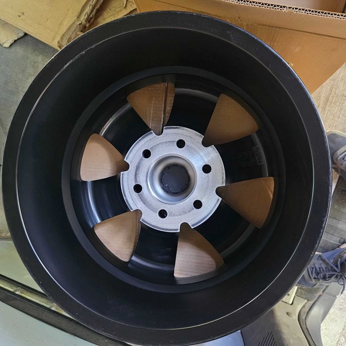 Нови алуминиеви бусови джанти 16 6x130 Mercedes Sprinter и VW Crafter