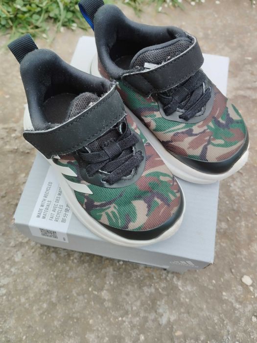 Детски маратонки Adidas - номер 20