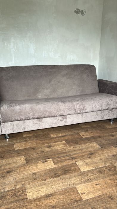 Диван продается