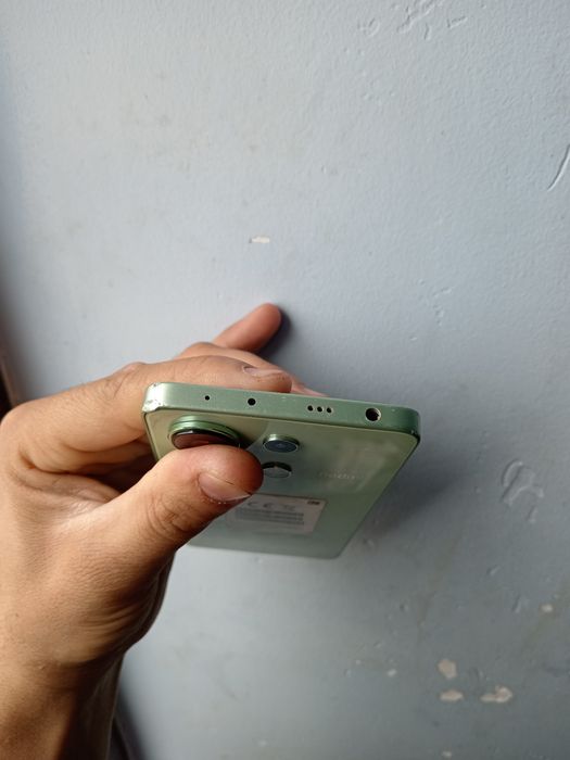 Redmi note 13. 128. 6+2