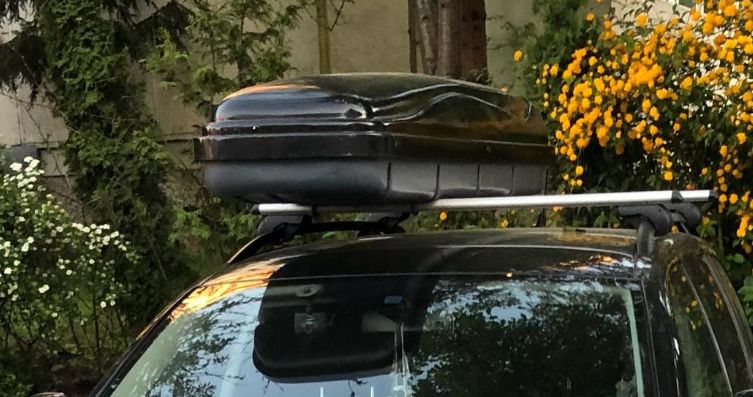 Vand /Inchiriez-portbagaj auto/(Thule)