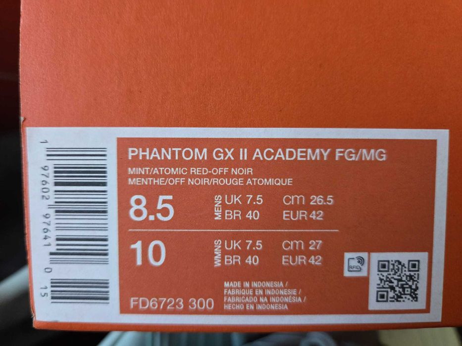 Бутонки Nike Phanton GX 2 Размер 42 стелка 26 см