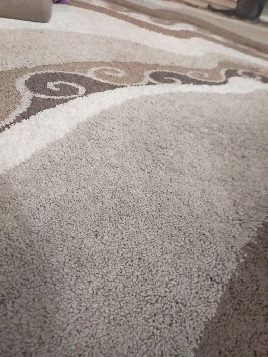 Продам ковер, с длинным ворсом.