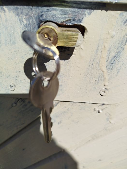 гаражна врата с рамка