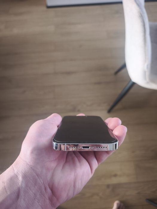 продам Iphone 14 Pro 256gb