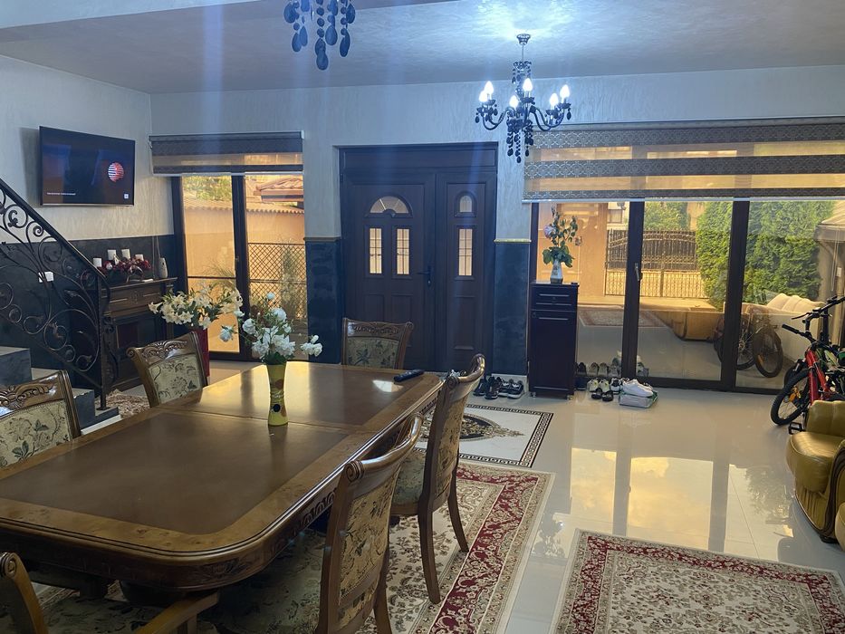 casa. de   vanzare