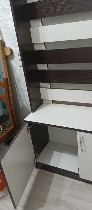 Вешалка в прихожую