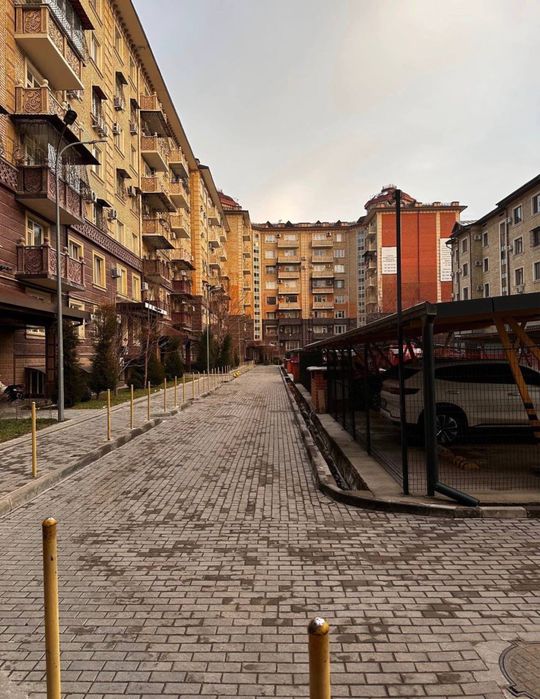 ГАБУС 5 ком. квартира, 187м2. На Ц2. Юнусабадский район.