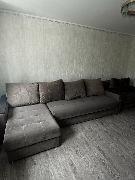 Продам диван в хорошем состоянии