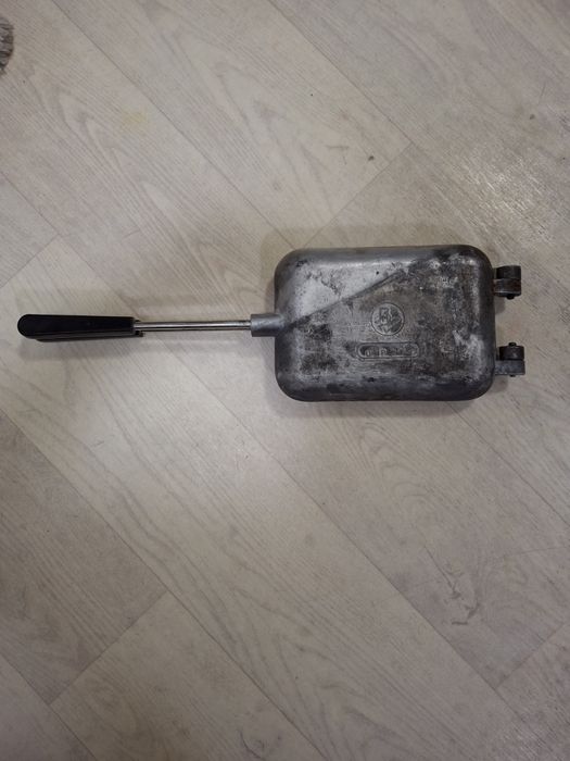 Продам Советскую форму для выпечки.