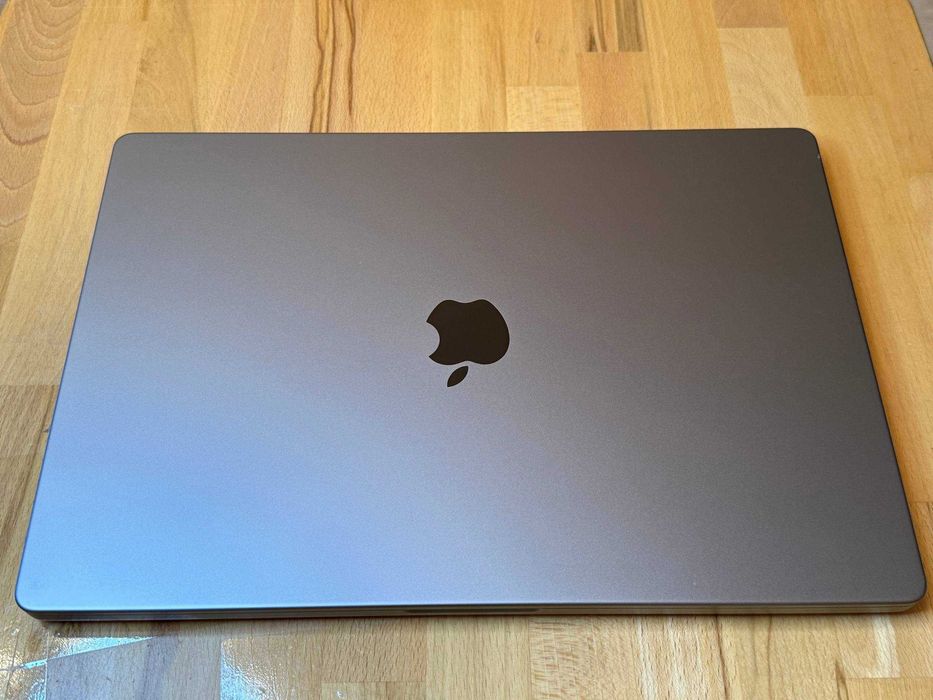 MacBook pro 16 m1 pro 32gb/512 Space gray