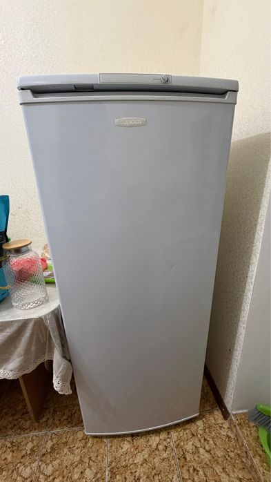 Холодильник в идеальном состояний.