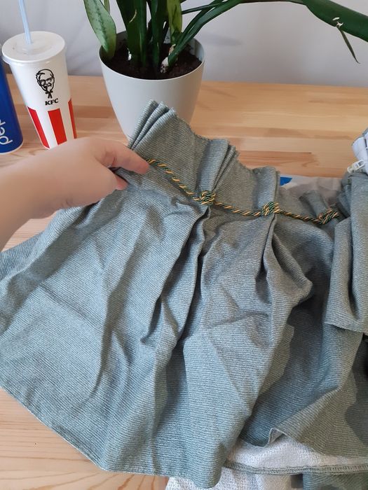 продам зеленый ламбрекен