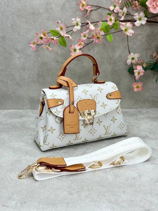 Genti Louis Vuitton noi